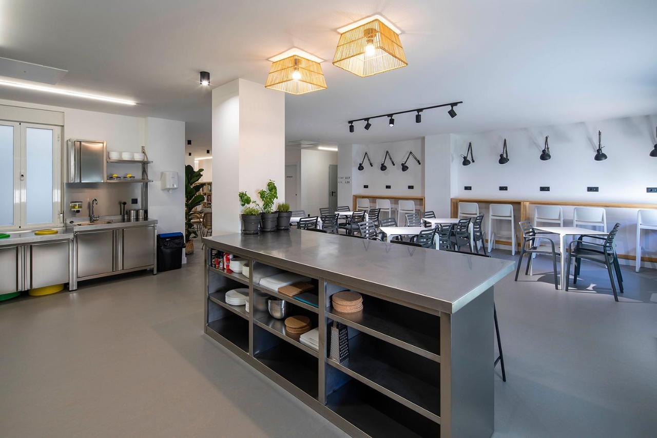 Bulezen Urban Hostel Ποντεβέντρα Εξωτερικό φωτογραφία